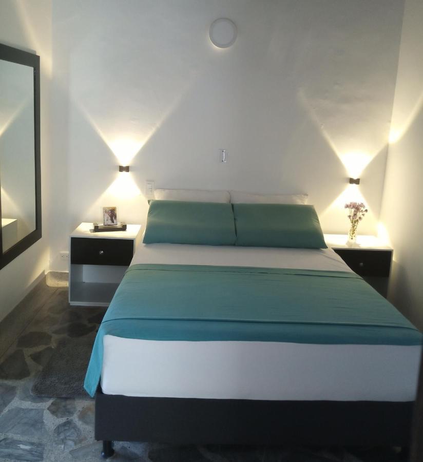 Vip Apartasuites Rosales Medellín Exteriér fotografie
