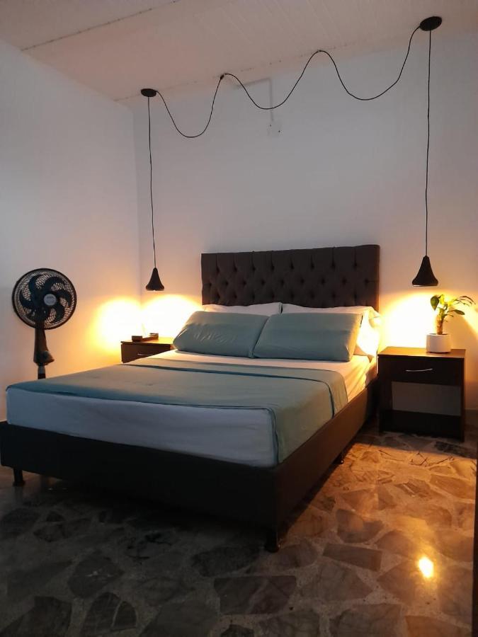 Vip Apartasuites Rosales Medellín Exteriér fotografie