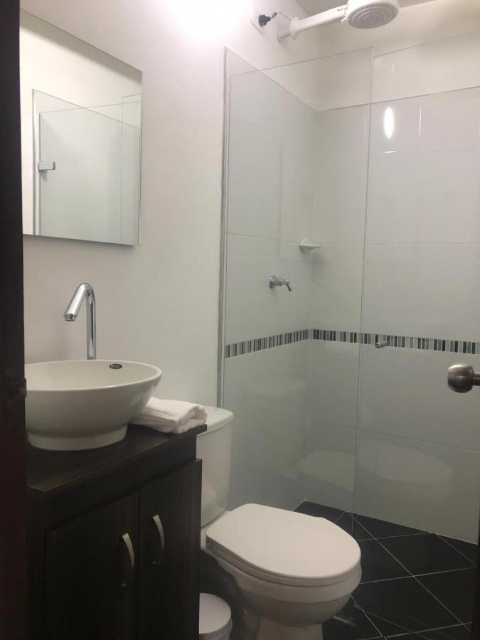 Vip Apartasuites Rosales Medellín Exteriér fotografie