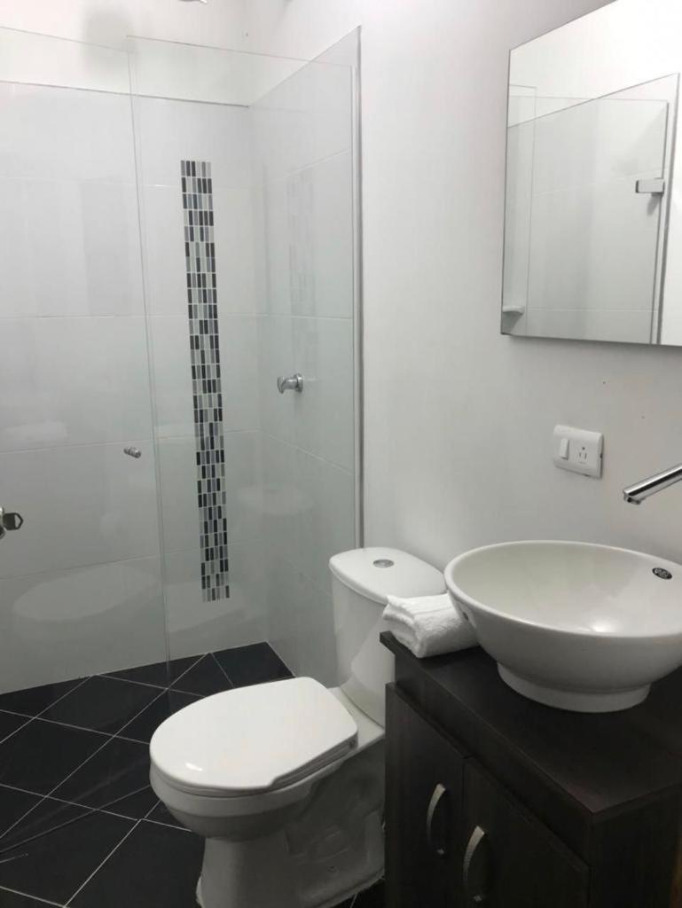 Vip Apartasuites Rosales Medellín Exteriér fotografie